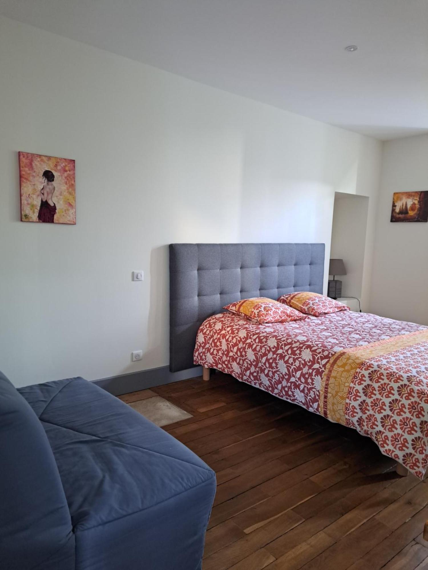 Au P'Tit Gueul'Ton Bed & Breakfast Les Aix-d'Angillon Exterior photo